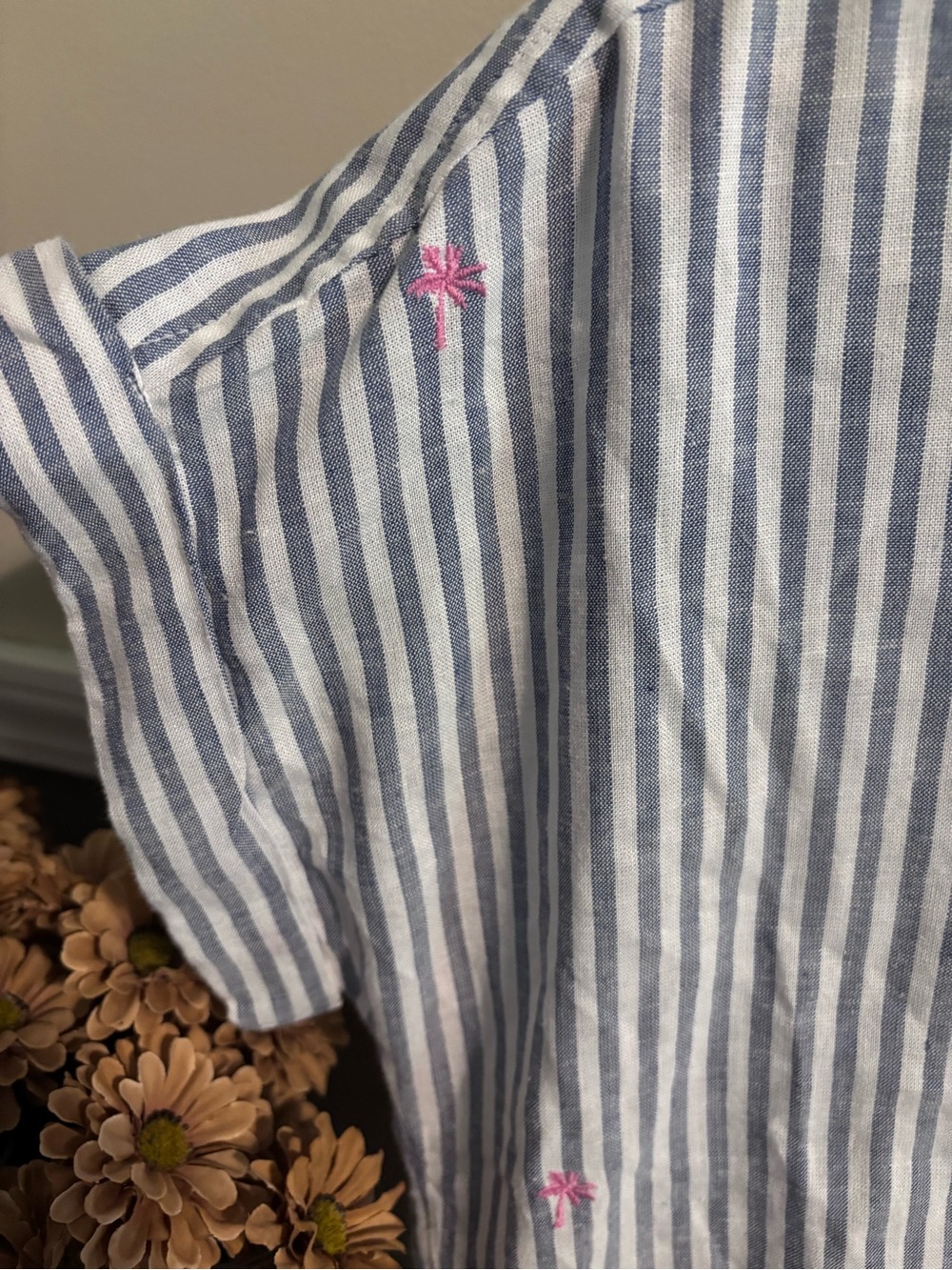 Beachlunchlounge Striped Blue Tie-Front Short Sleeve Shirt with Pink Embroidery - Picture 5 of 11